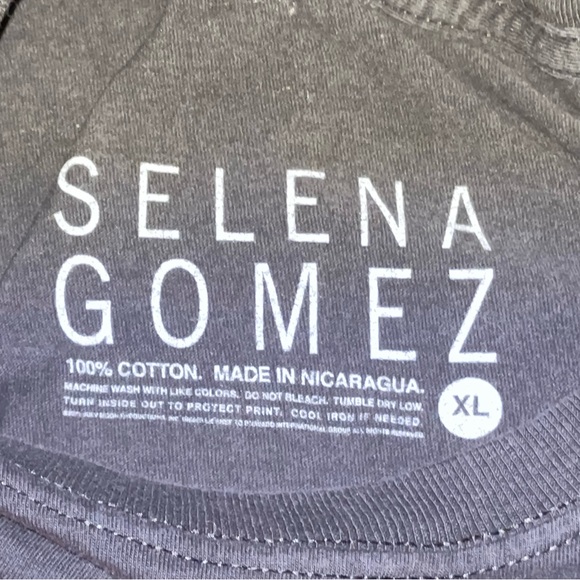 Selena Gómez Revelación Black Tshirt Sz XL - Picture 3 of 3